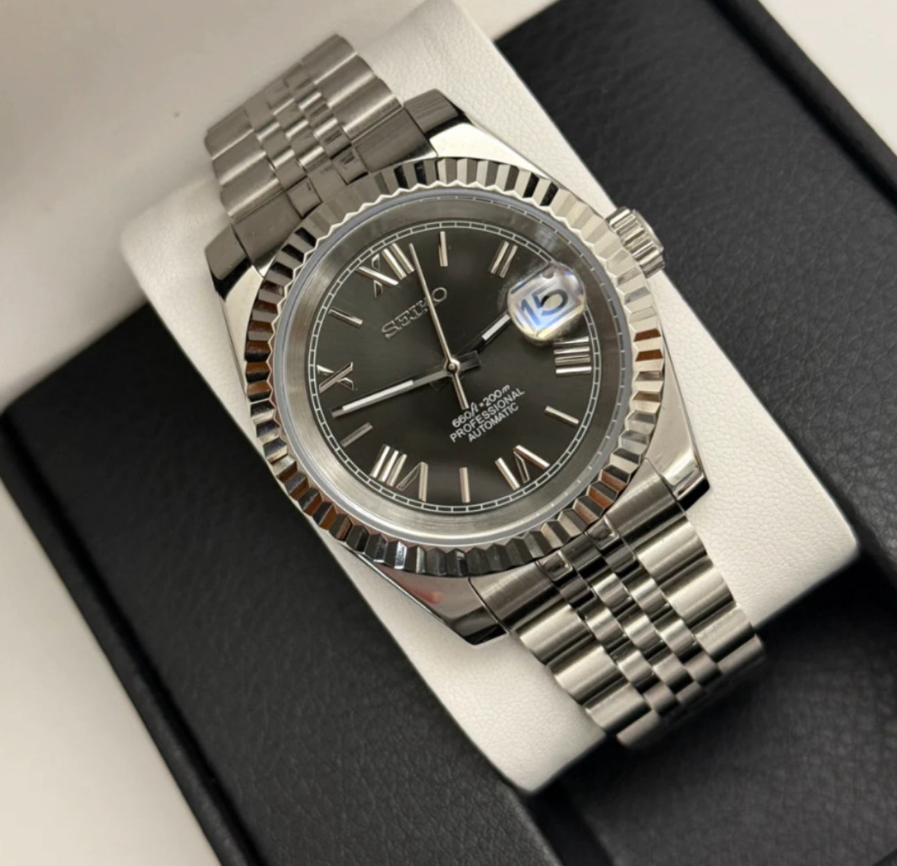 Seiko Mod Datejust (Gris Romain)