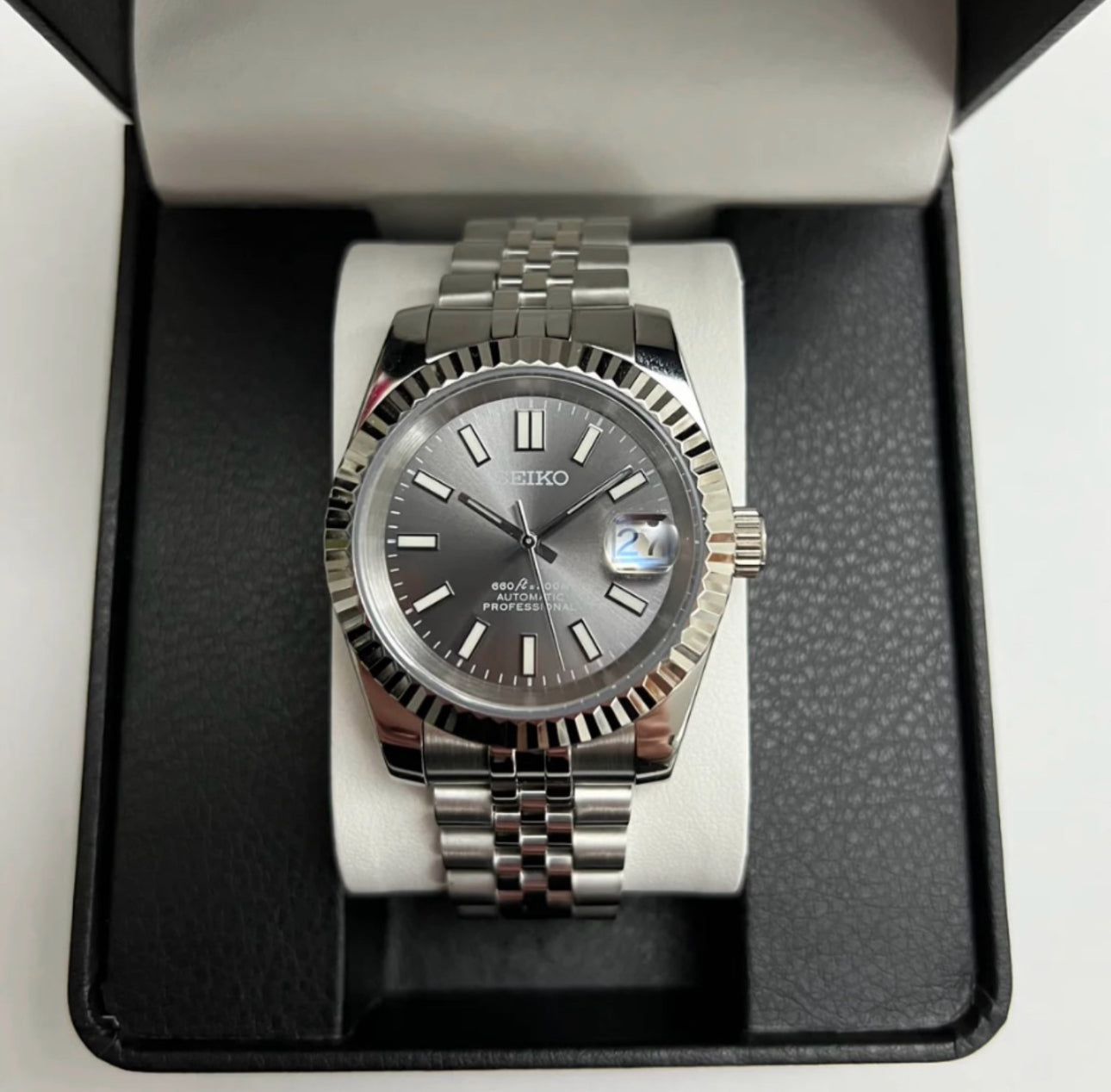 Seiko Mod Datejust (Grey Jubilee)